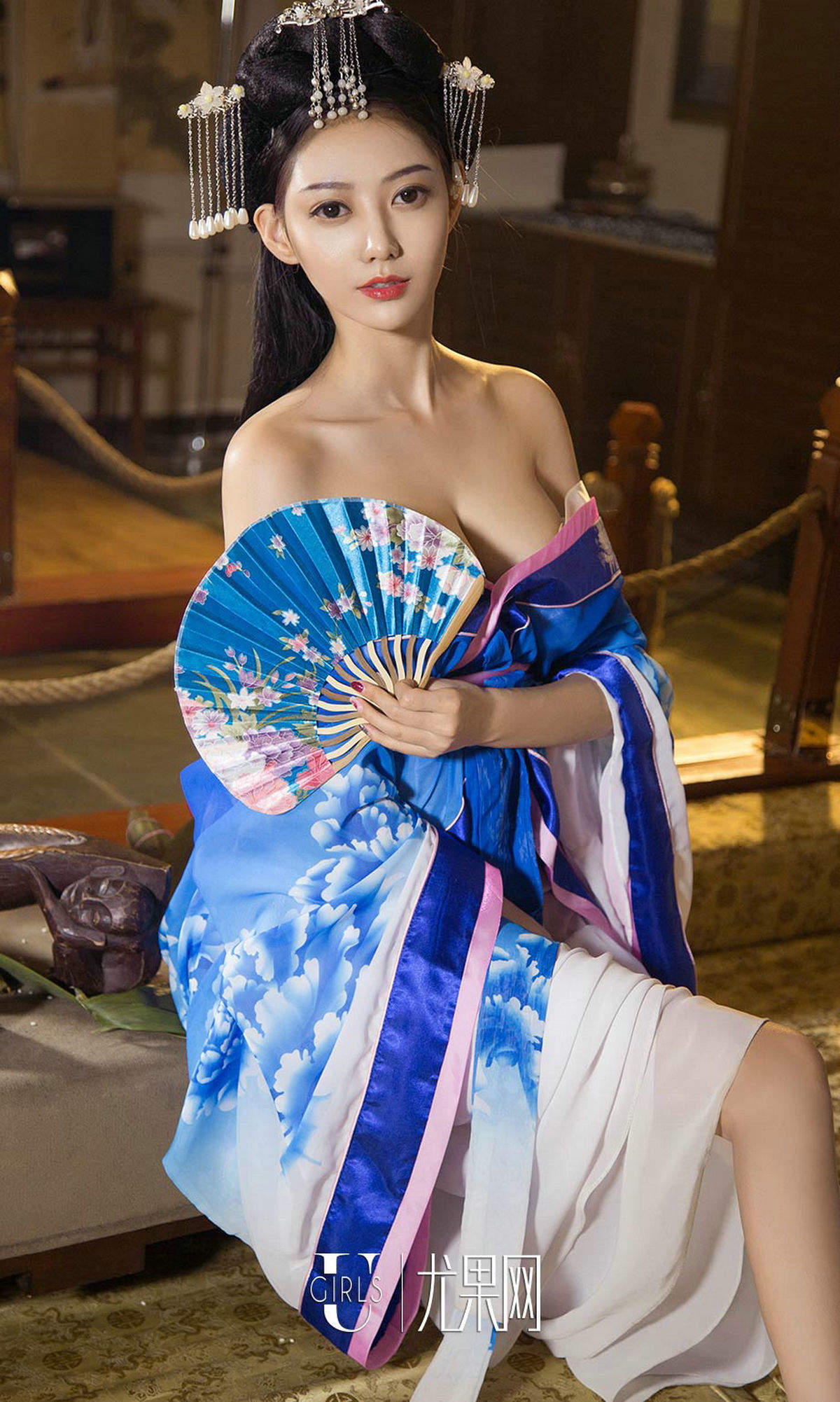 田小燕图片