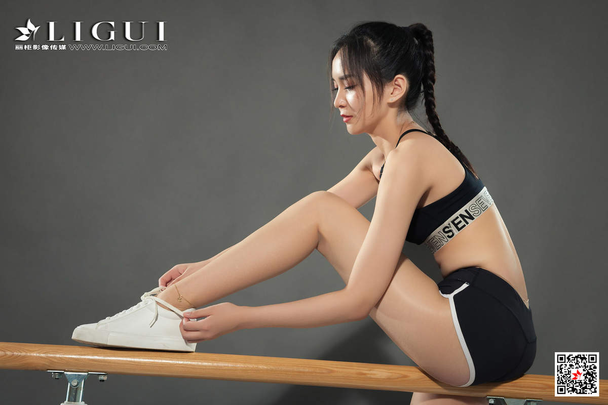 丽柜小戈图片