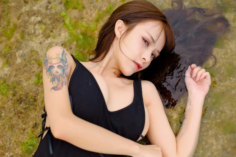 美女夏美图片
