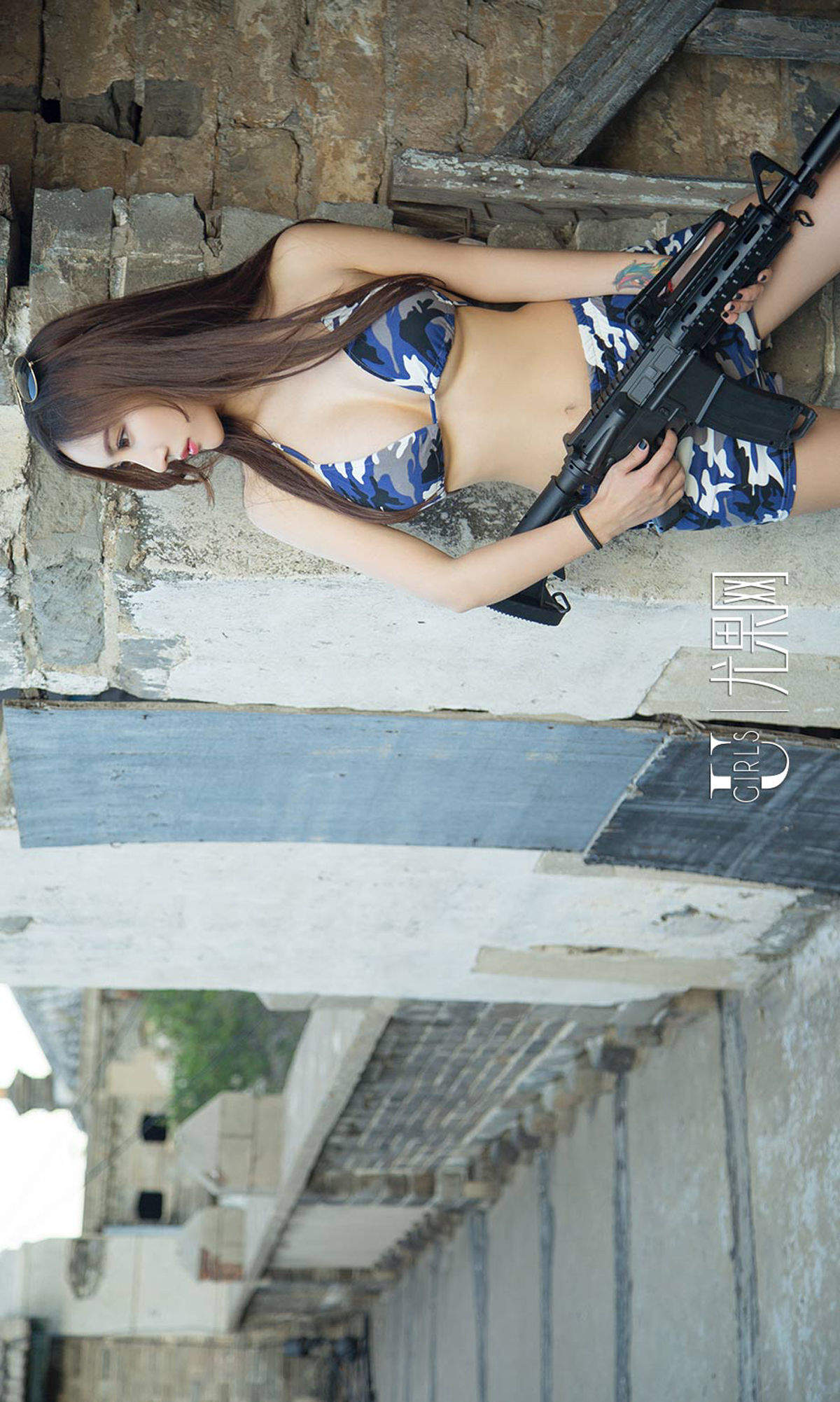 美女诗盈图片