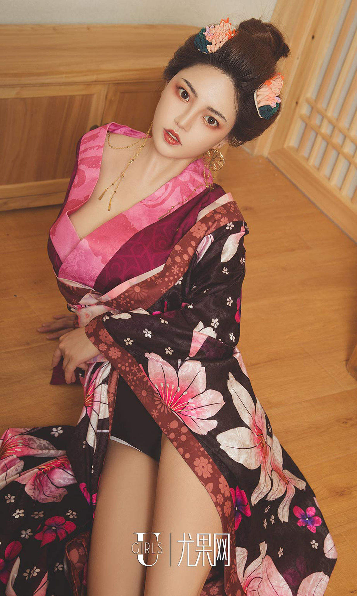 亚洲美女自拍球球尤画情人高清妹子高清妹子写真集图片