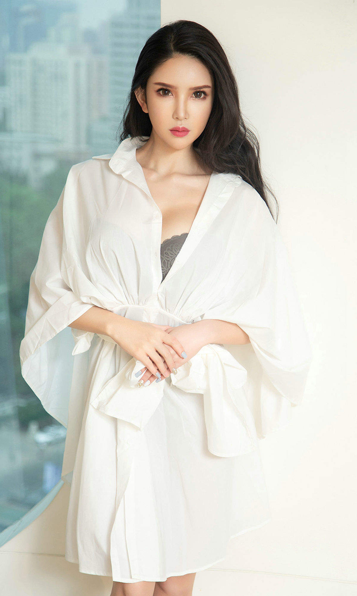亚洲美女自拍球球尤画情人高清妹子高清妹子写真集图片