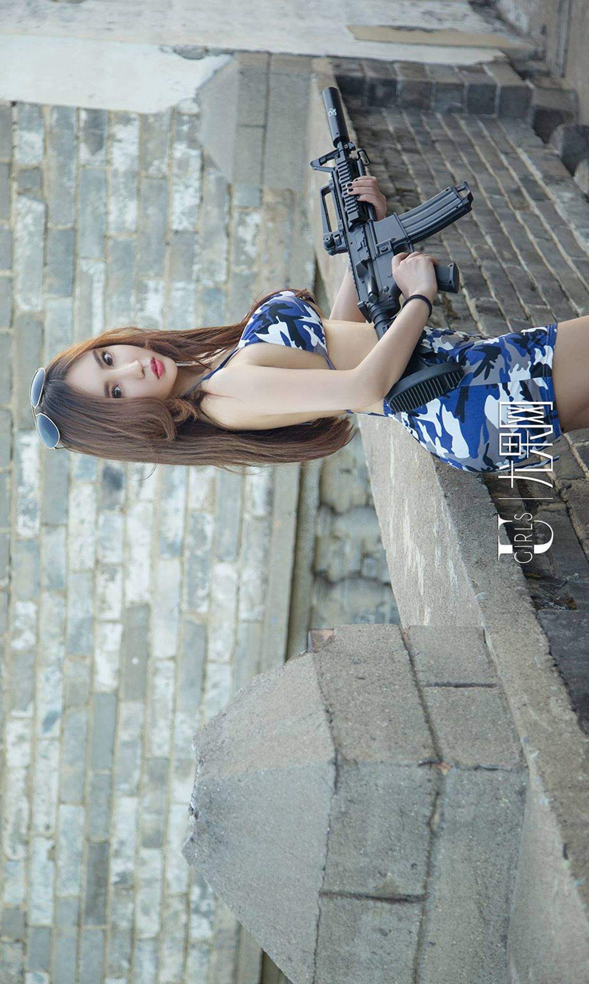 美艾娜女图片