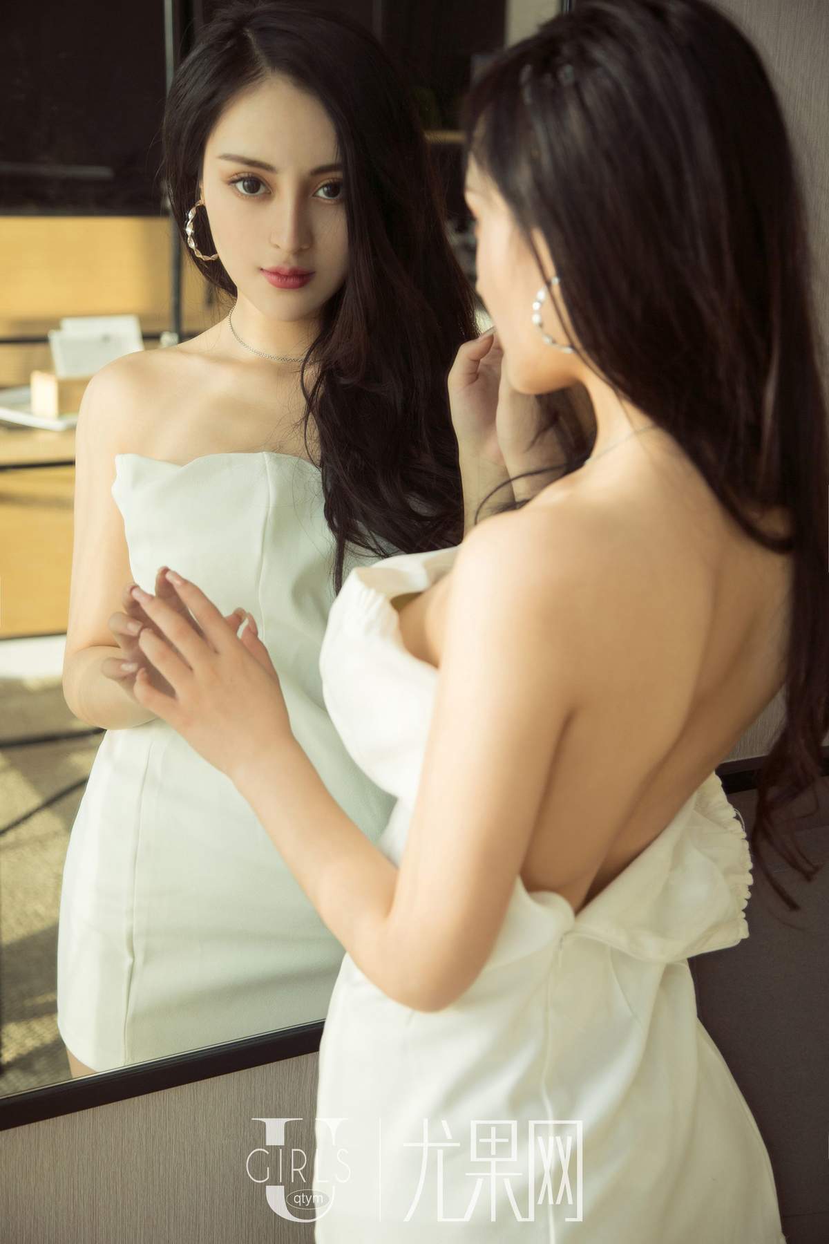 网络嫩模莫妮卡孤独的Monica写真集图片