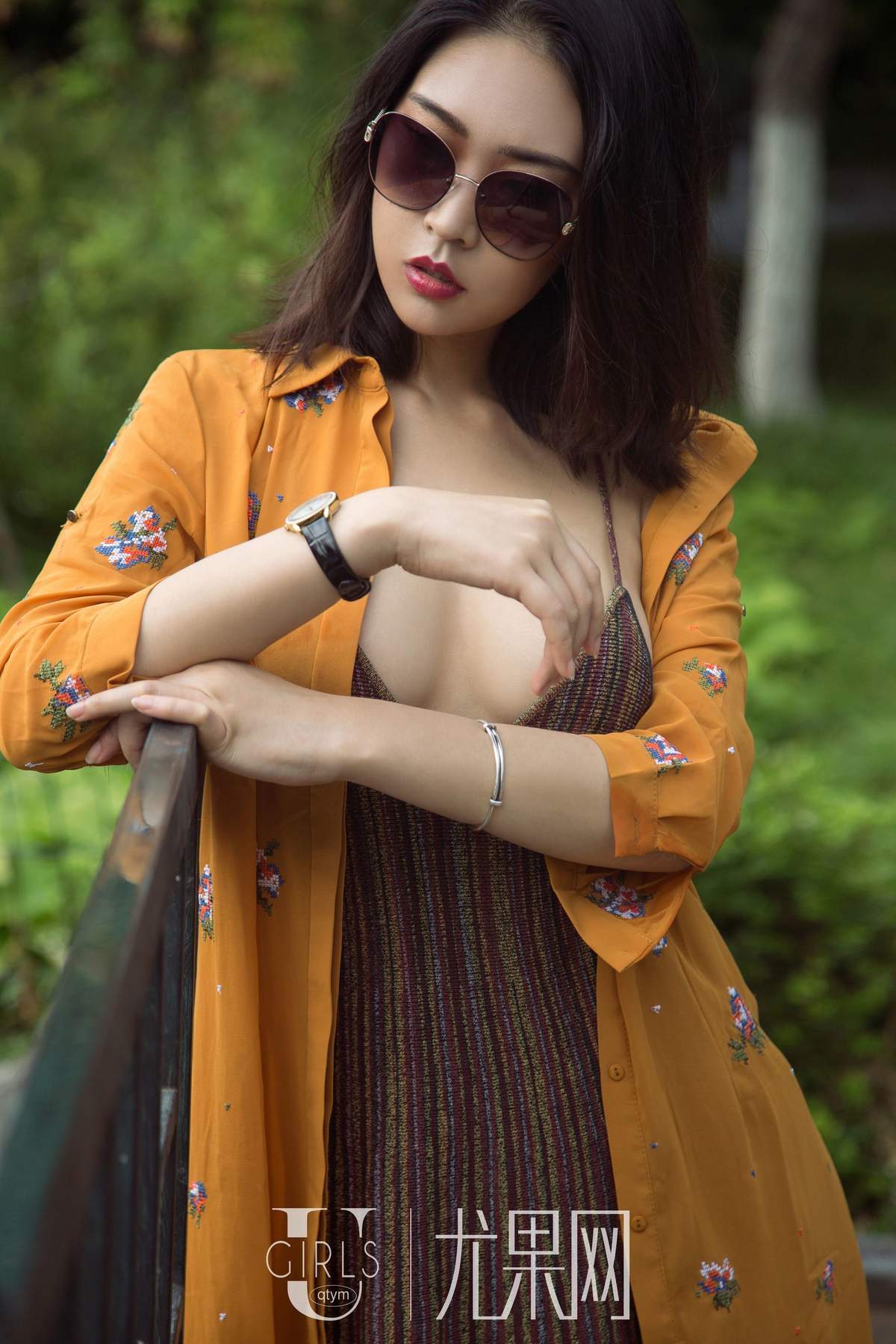 美女果冻图片