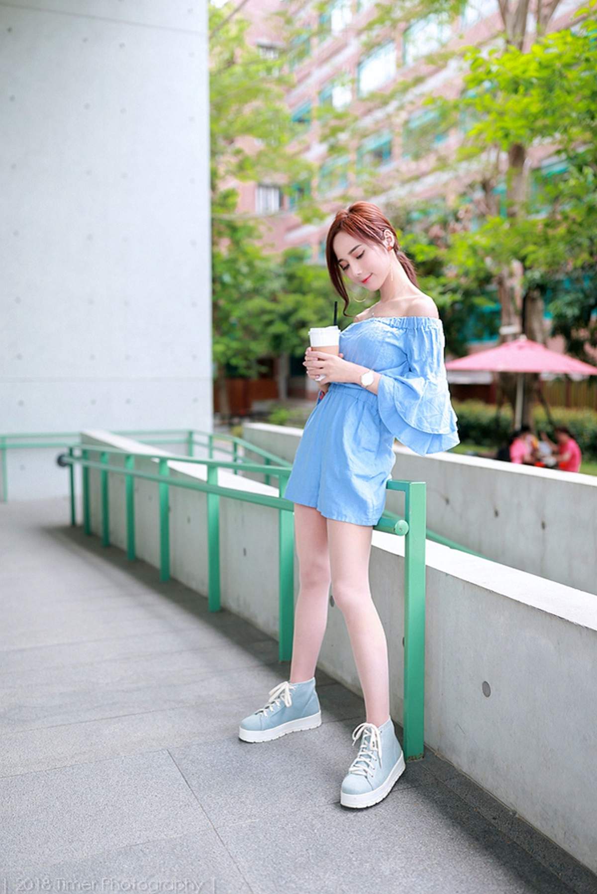 嫩模韩式三点式半遮半掩Lynne雨玄台大外拍写真集图片