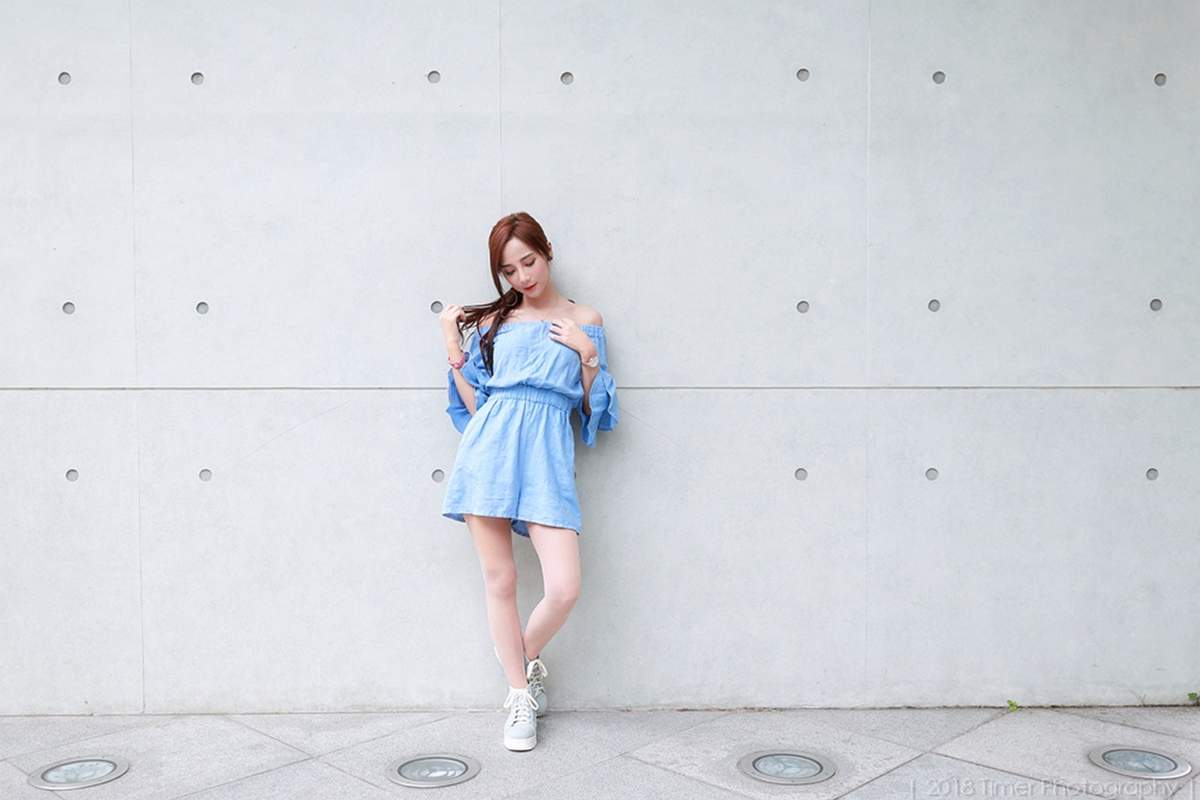 嫩模韩式三点式半遮半掩Lynne雨玄台大外拍写真集图片