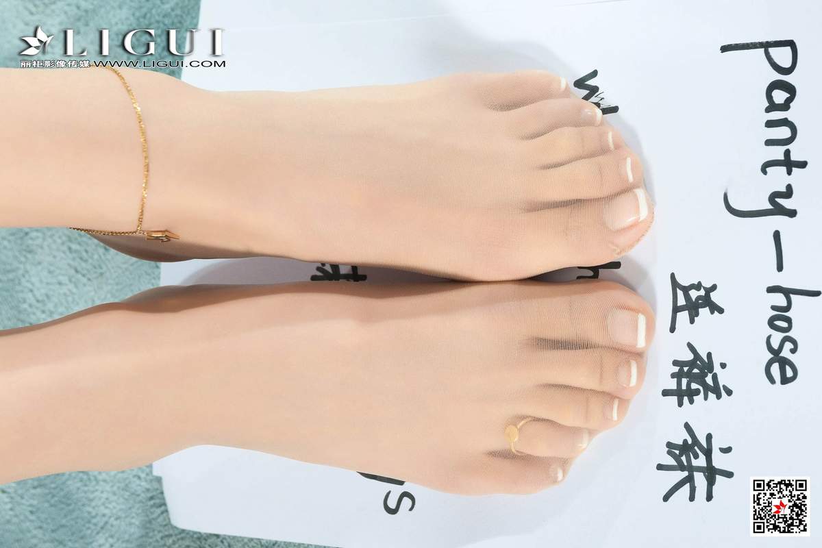 销魂美女图库王炜炜交作业美腿丝足高清妹子写真集图片