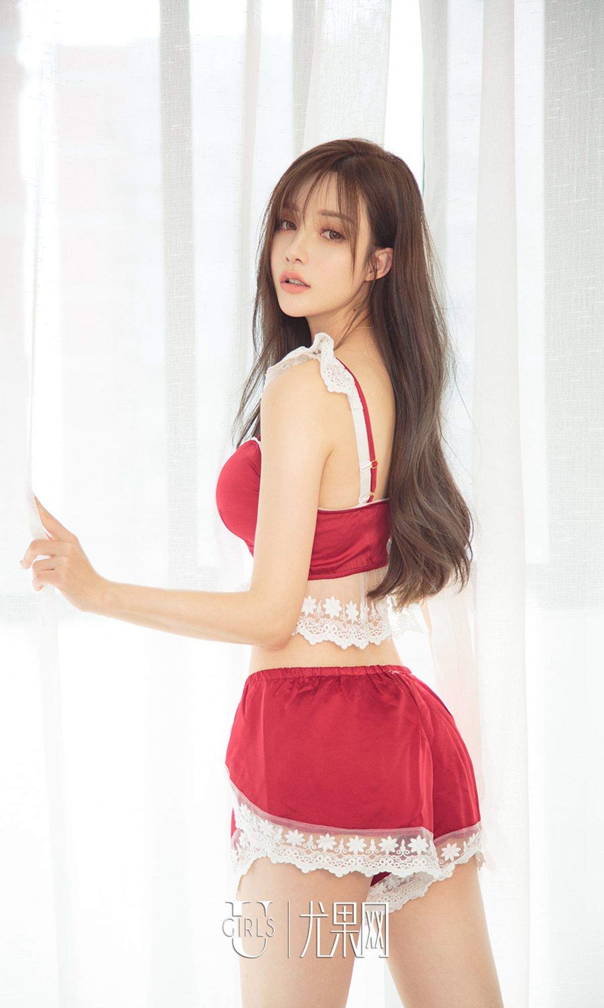 夏雨霏图片