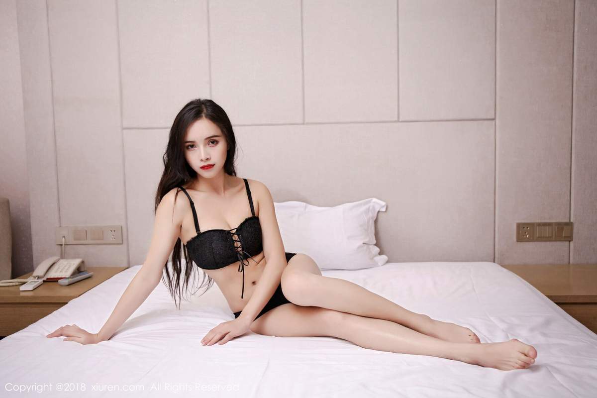 美女小羽图片