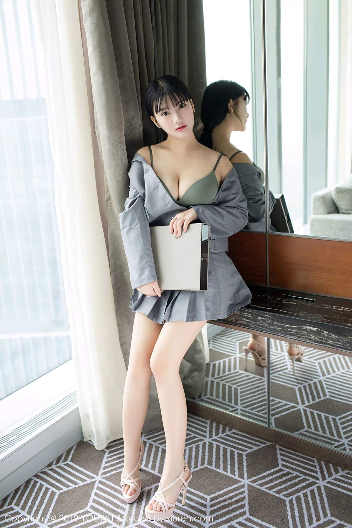 小尤奈图片