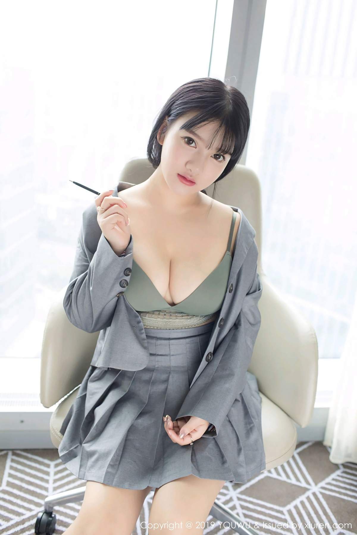 小尤奈图片