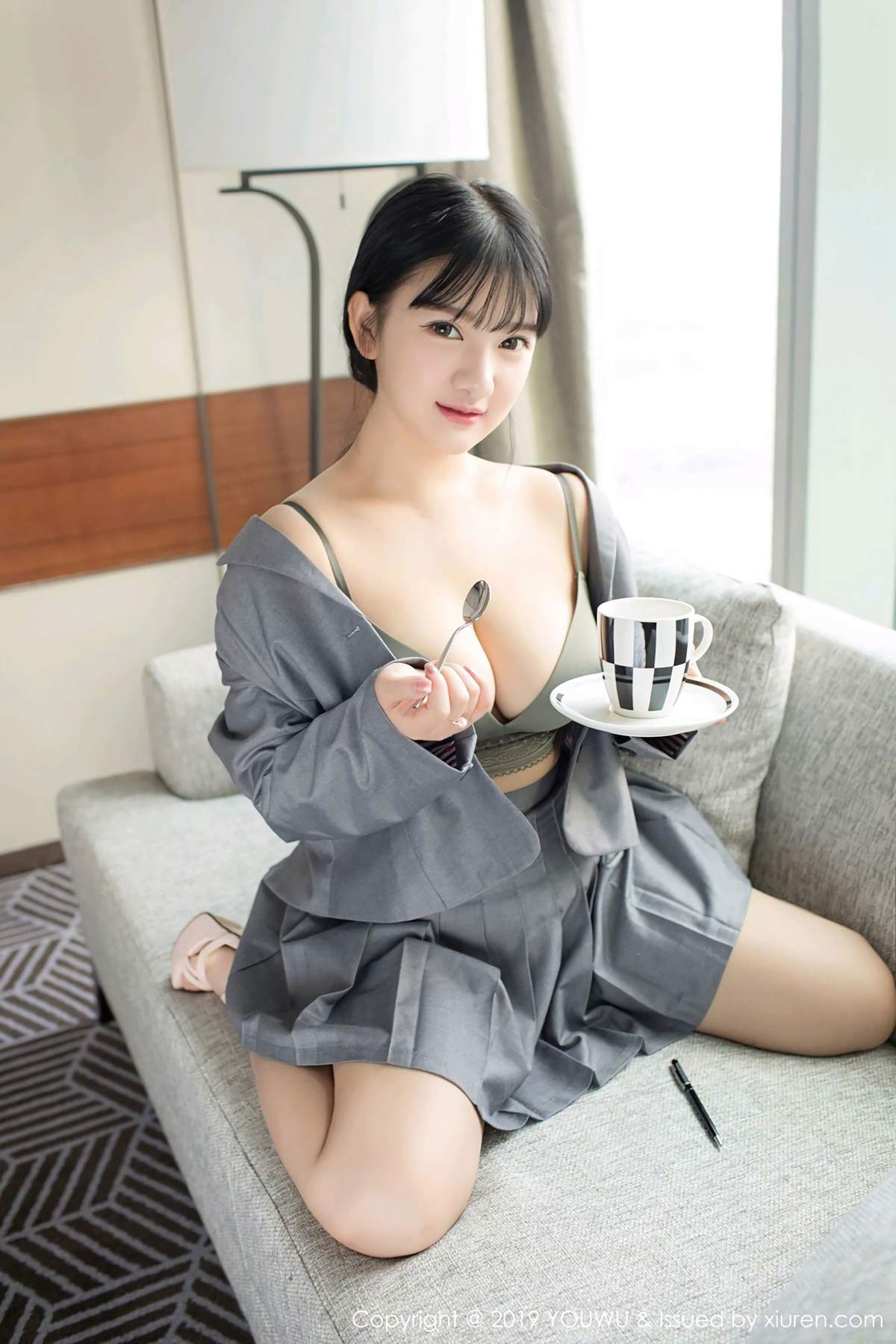 小尤奈图片