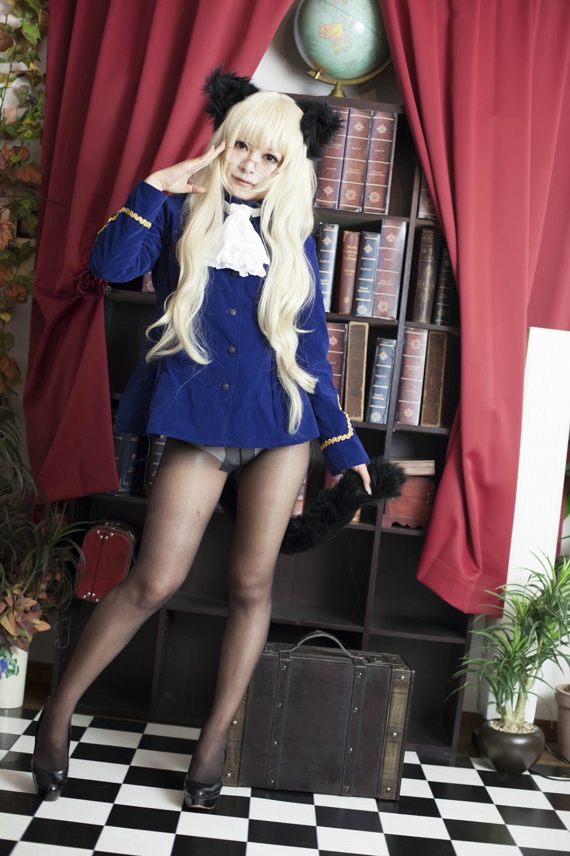 日本美女円ちゃみStrikeWitchesPerrine-H.Clostermann写真集图片