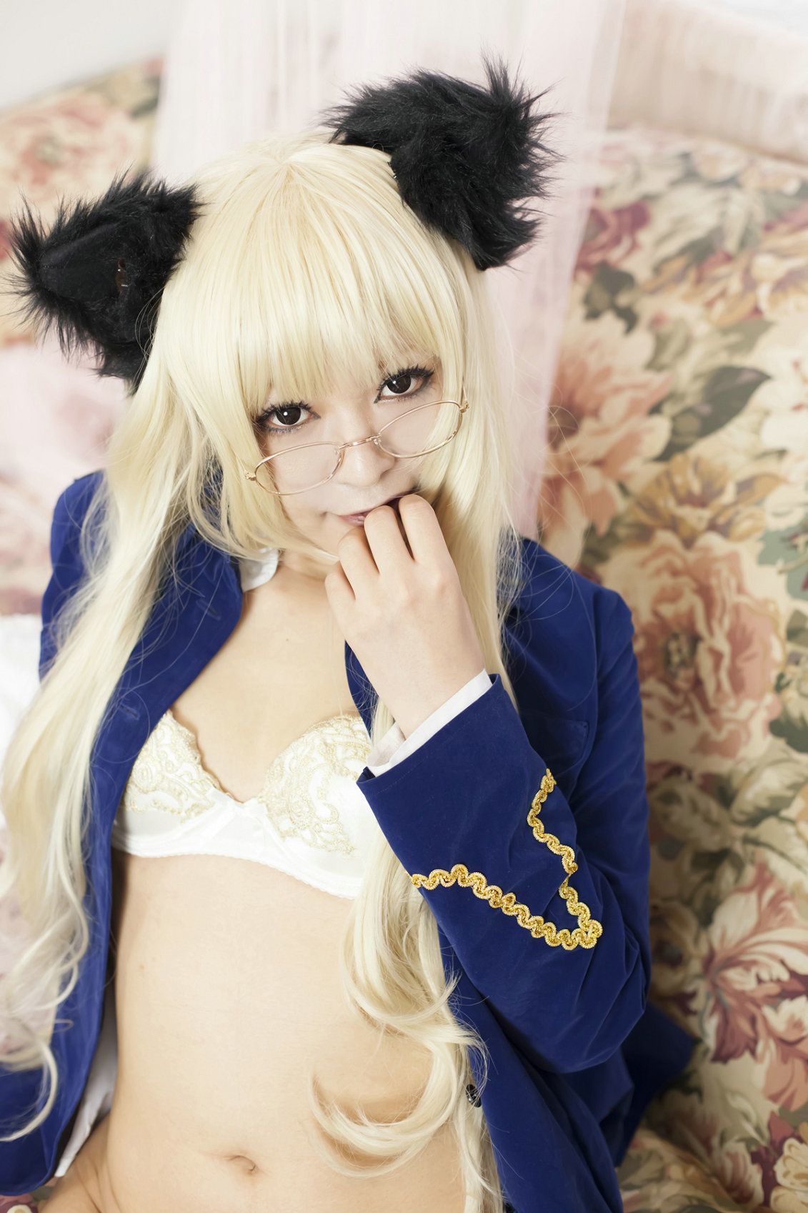 日本美女円ちゃみStrikeWitchesPerrine-H.Clostermann写真集图片