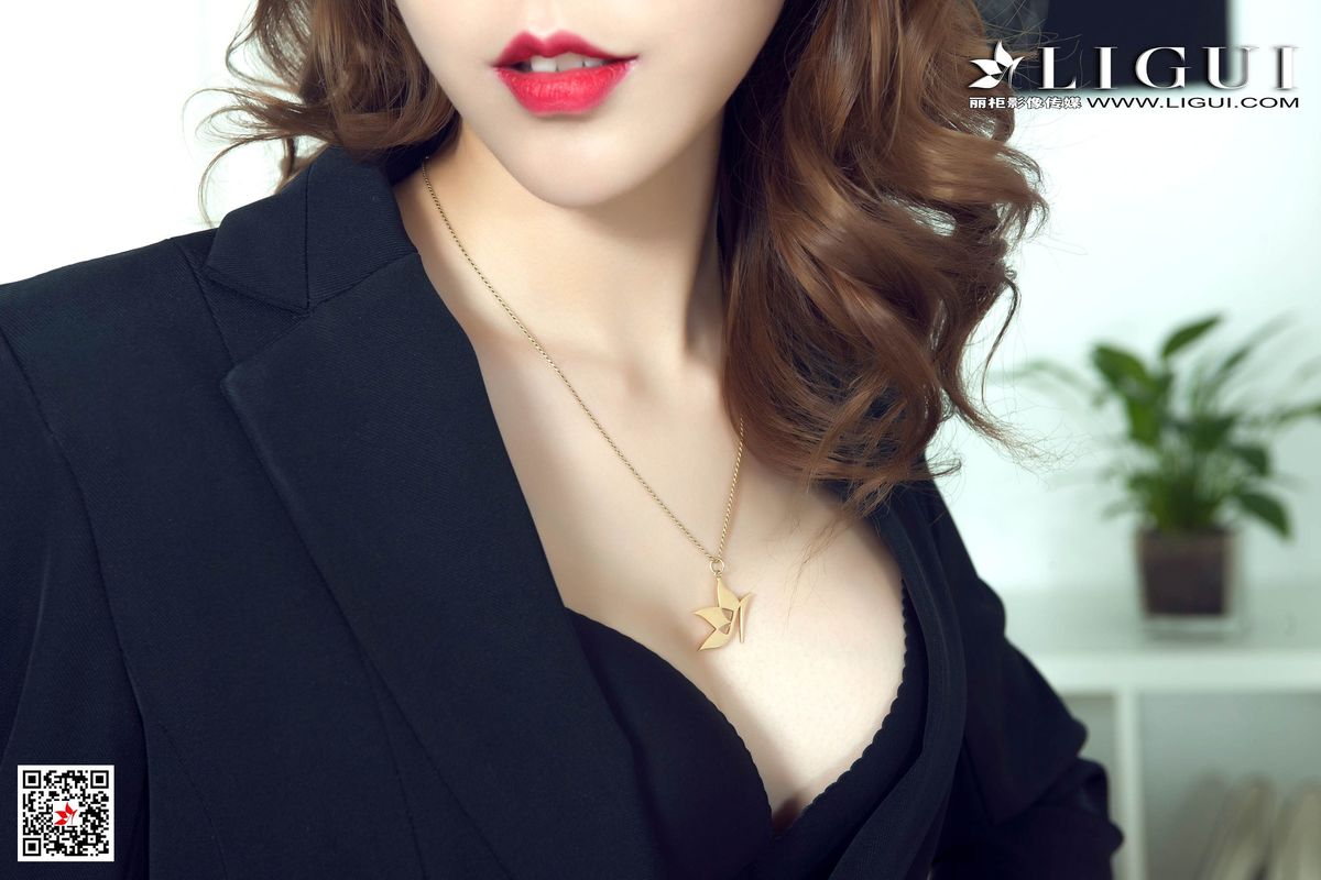 亚洲妹妹内衣腿模兔子女仆绳艺网络丽人写真集图片