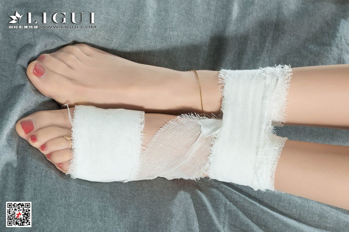 亚洲妹妹内衣腿模兔子女仆绳艺网络丽人写真集图片