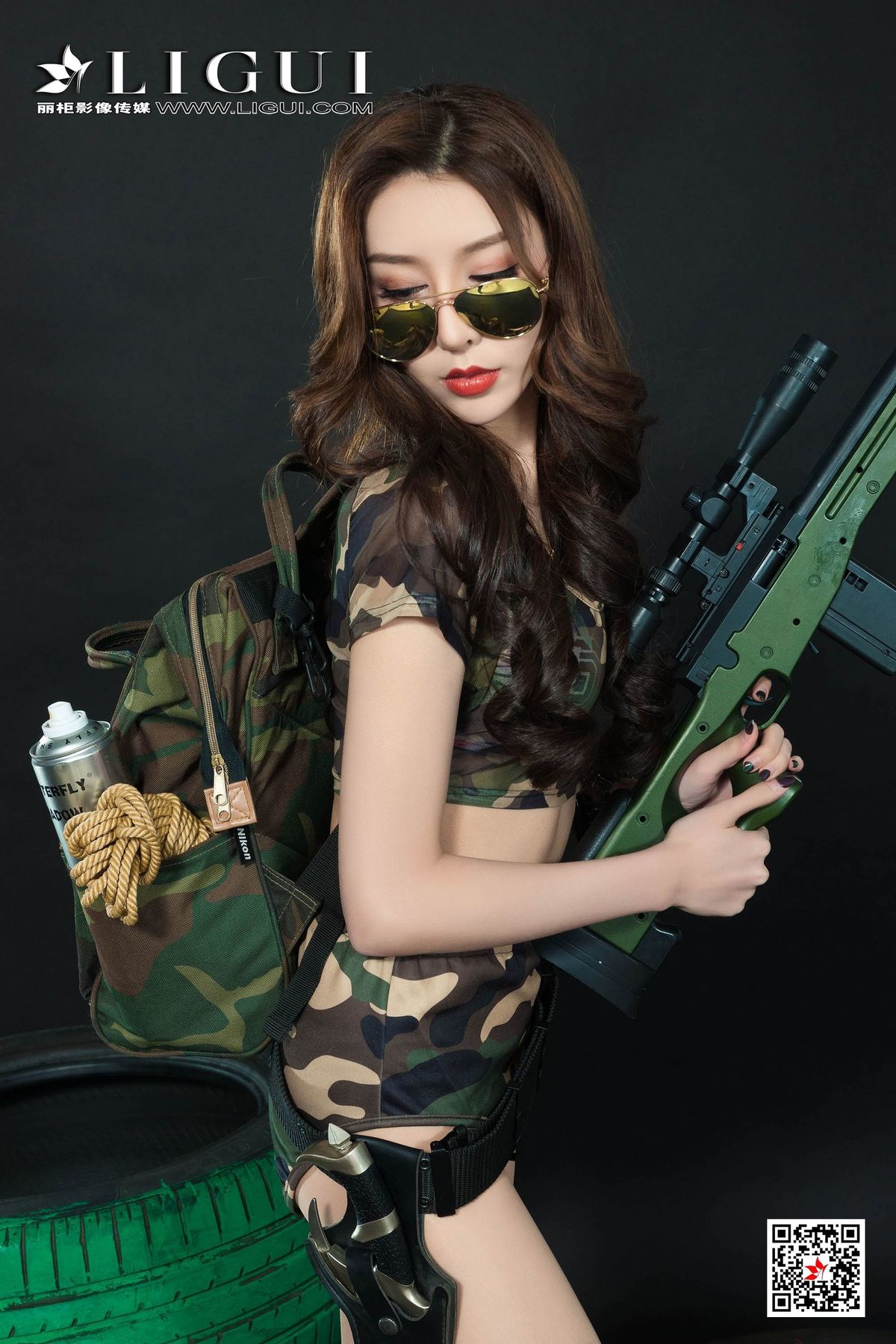 亚洲11p美女凉儿兔子办公室拉拉诱惑网络丽人写真集图片