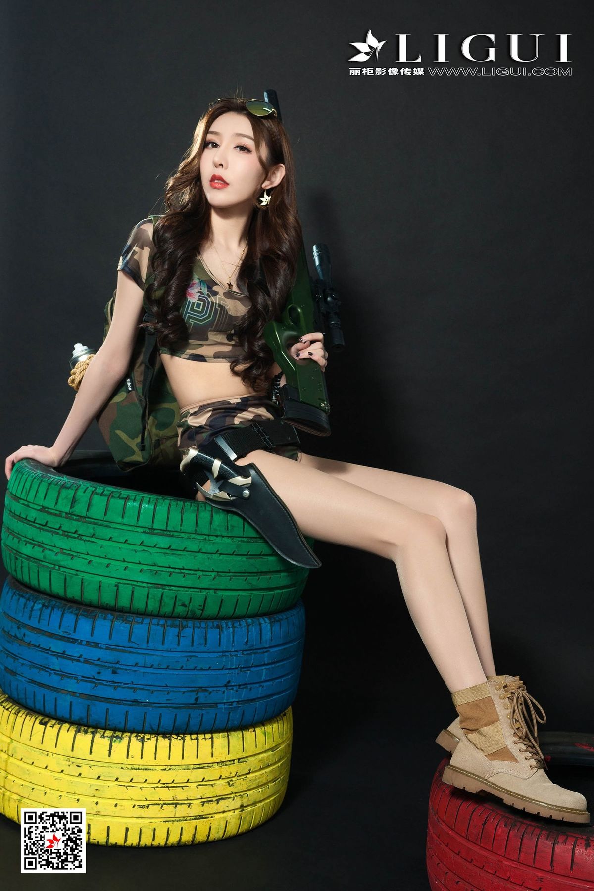 亚洲11p美女凉儿兔子办公室拉拉诱惑网络丽人写真集图片
