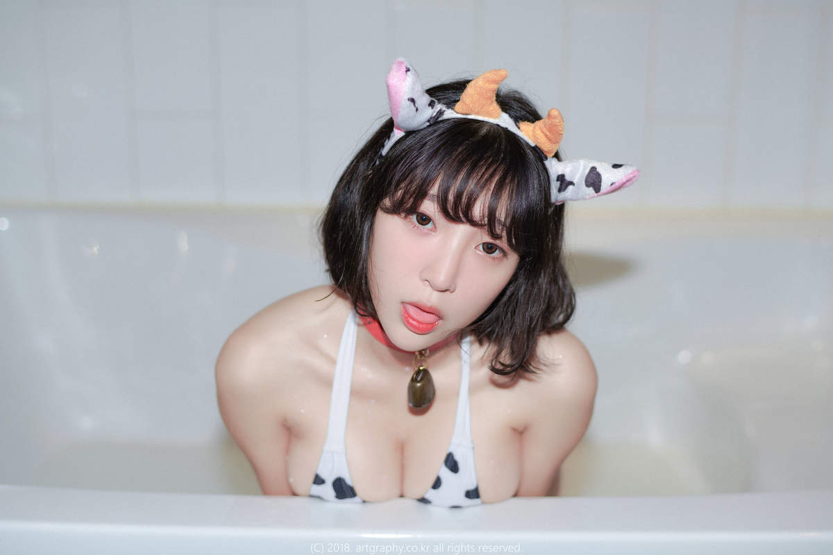 日本美女模特透明内内衣秀卿卿清新不失性感的私房魅惑高清写真集图片