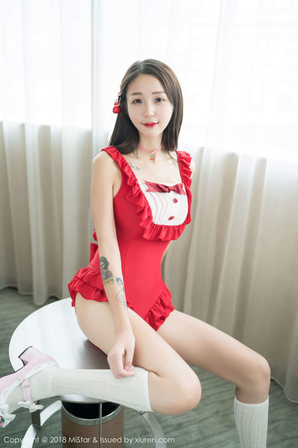 亚洲嫩模上演制服诱惑白沫新年福利高清写真集图片