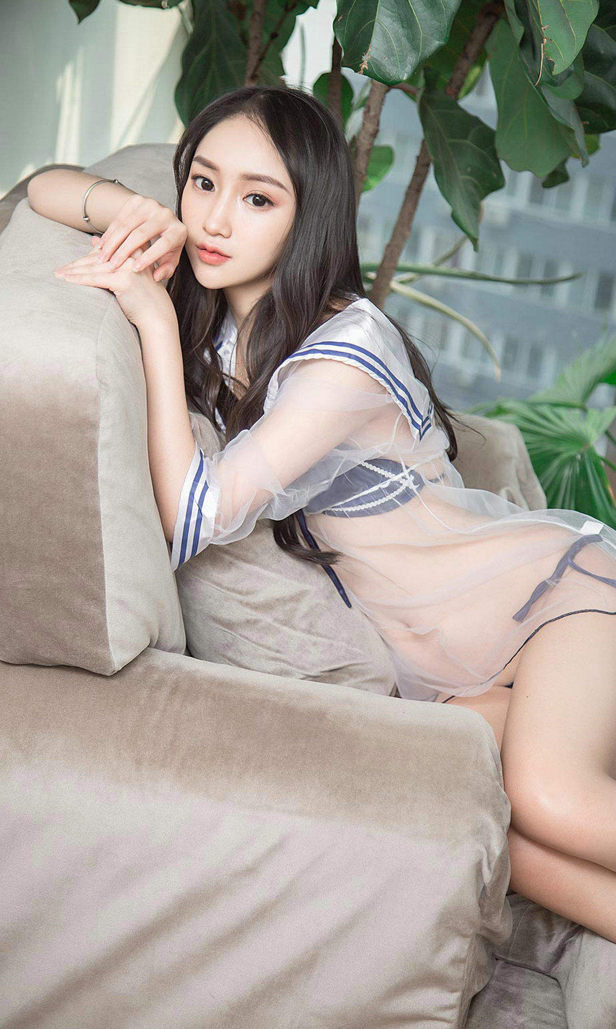 GOGO美女胆大透明内内衣秀唐糖我就知道那是爱高清美女写真集图片