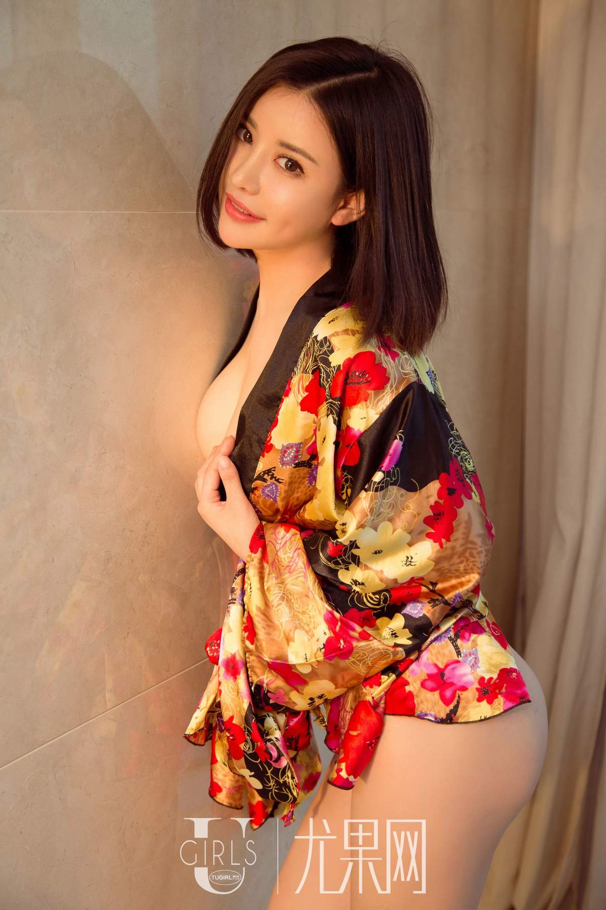 广州模特公司土肥圆矮挫丑黑穷婀娜多姿的娇躯高清写真集图片