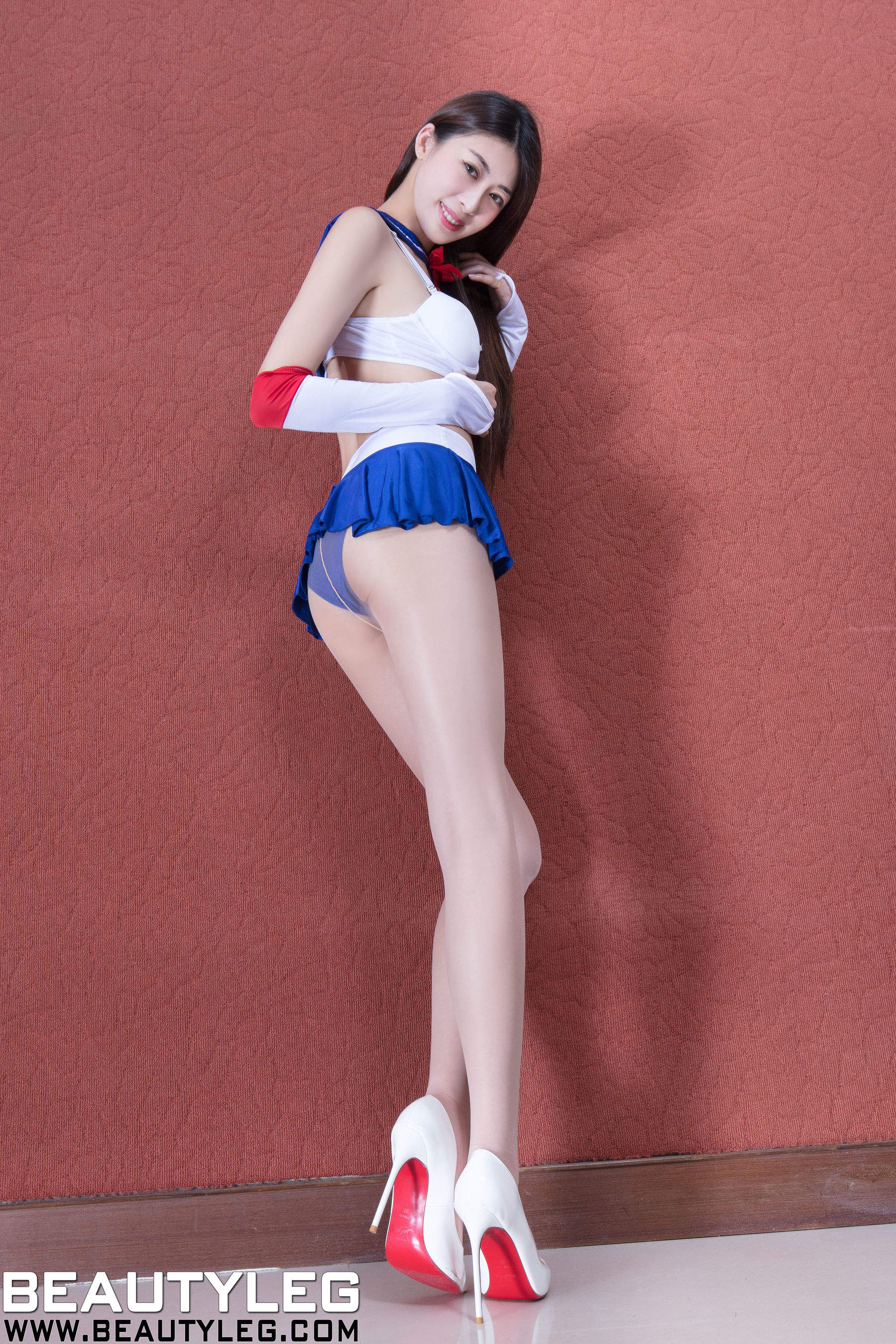 高跟靴美女腿模Wendy4组短裙制服美腿[Beautyleg]美图日图片