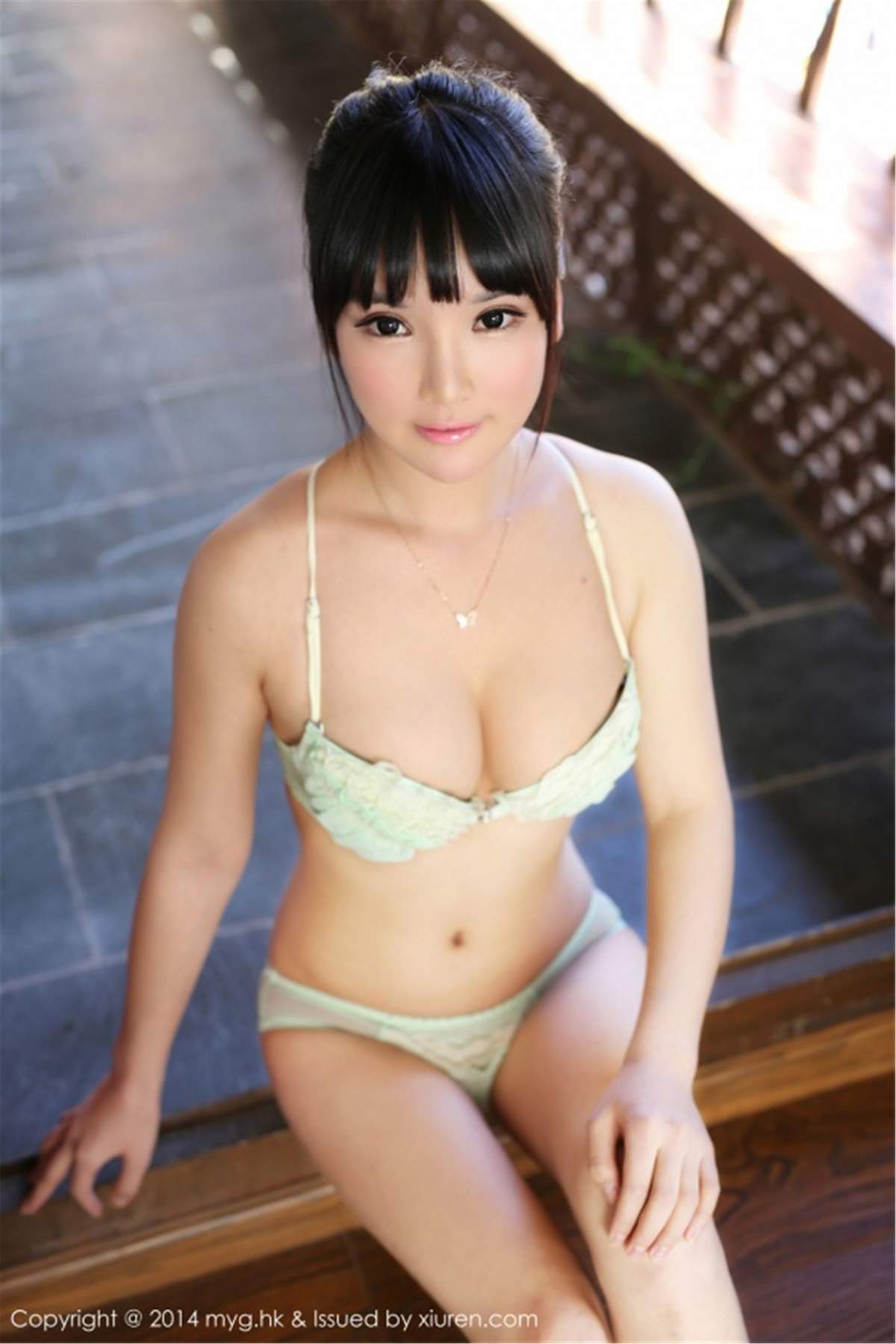 亚洲女人天堂林琳一半沙漠一半水高清mm写真集图片