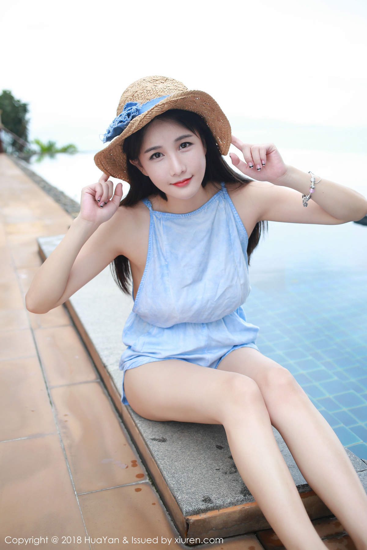 亚洲女人天堂林琳一半沙漠一半水高清mm写真集图片