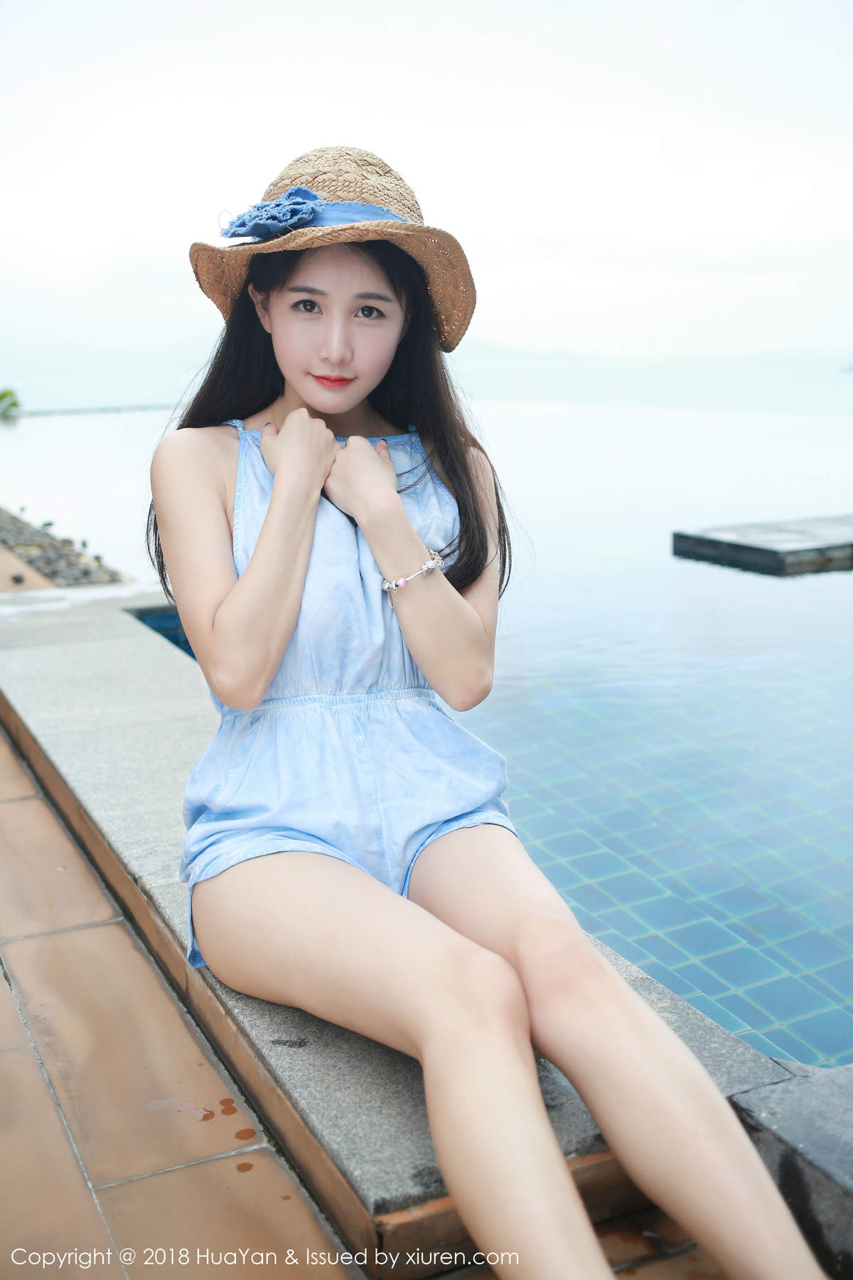 亚洲女人天堂林琳一半沙漠一半水高清mm写真集图片