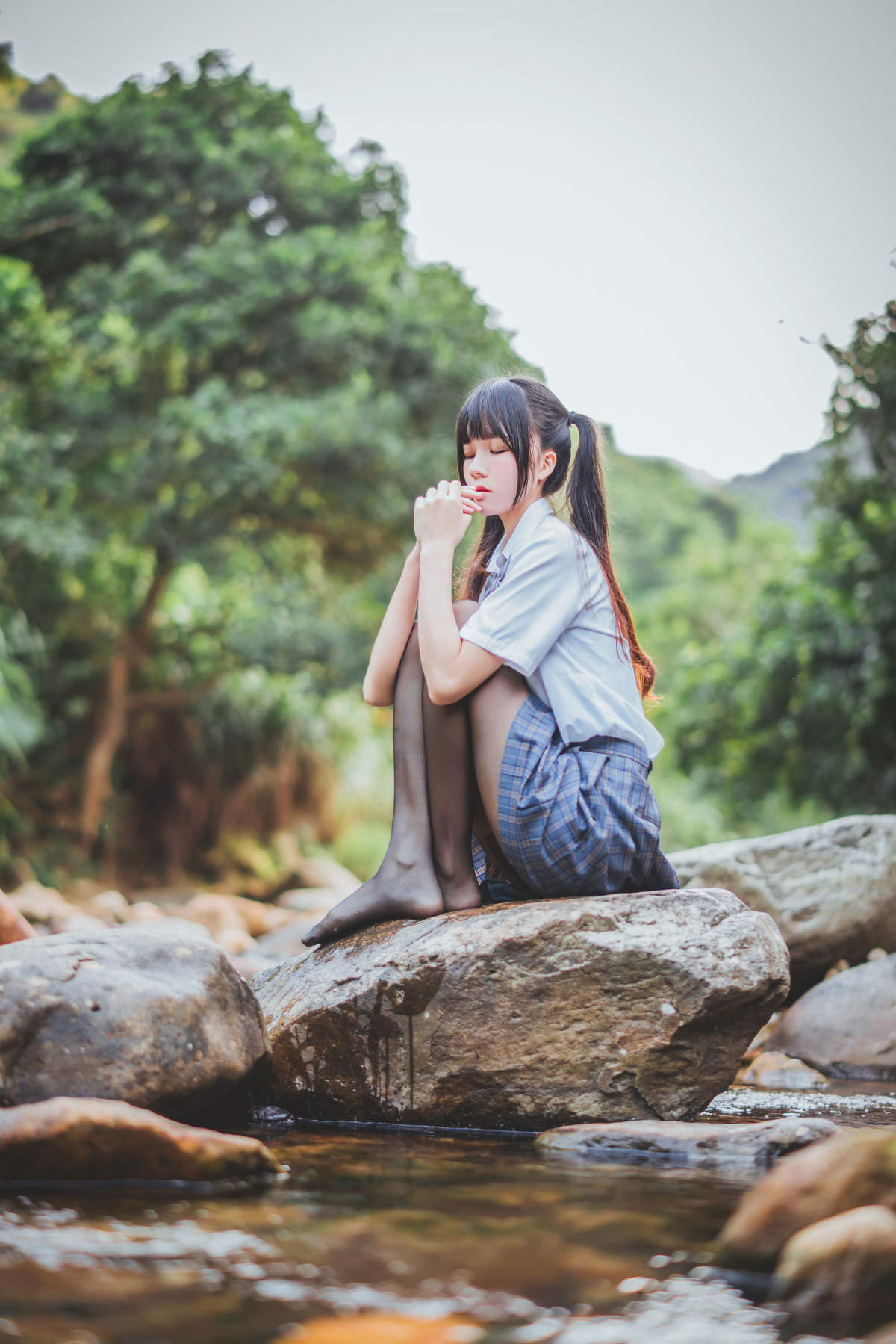亚洲女人天堂林琳一半沙漠一半水高清mm写真集图片