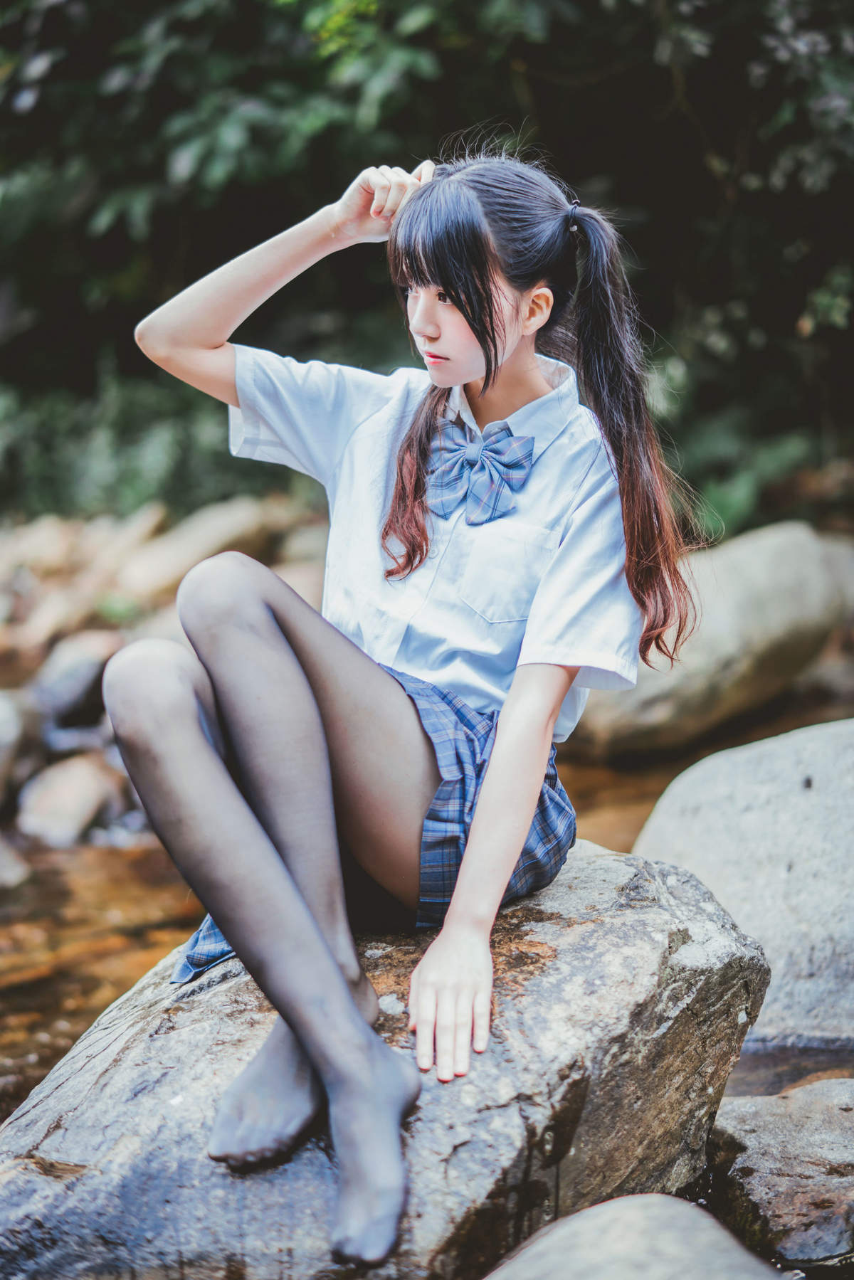 亚洲女人天堂林琳一半沙漠一半水高清mm写真集图片