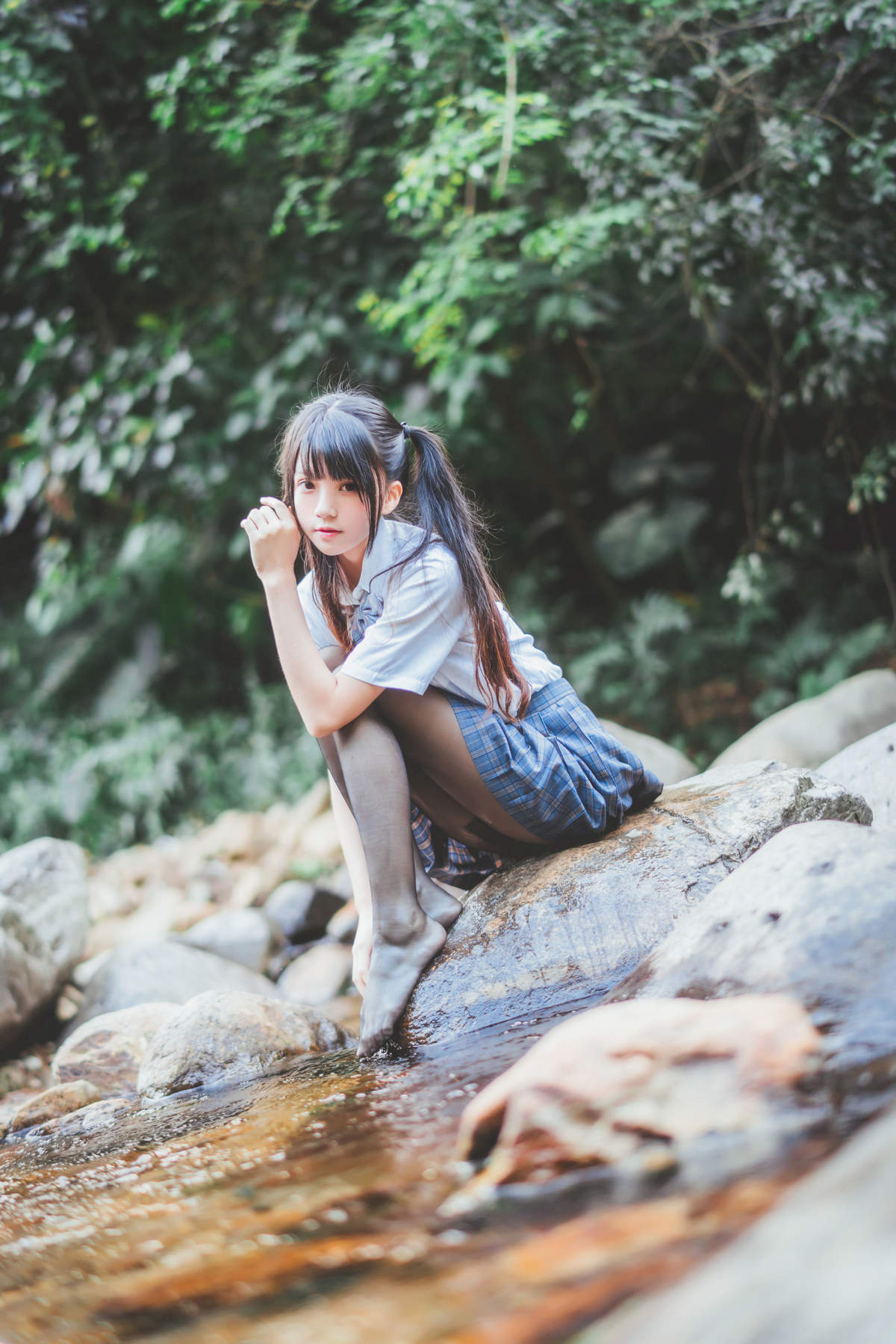 亚洲女人天堂林琳一半沙漠一半水高清mm写真集图片