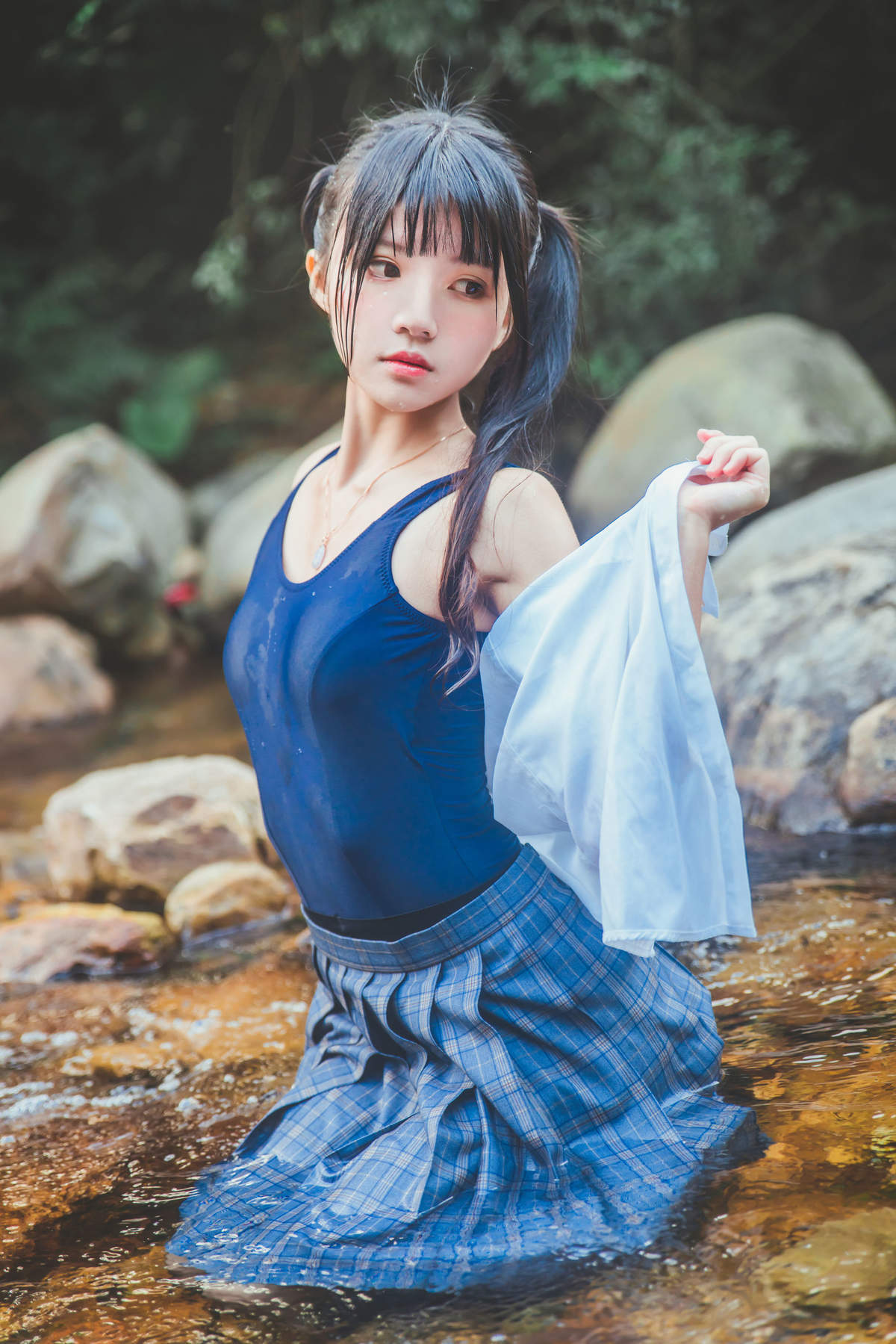 亚洲女人天堂林琳一半沙漠一半水高清mm写真集图片