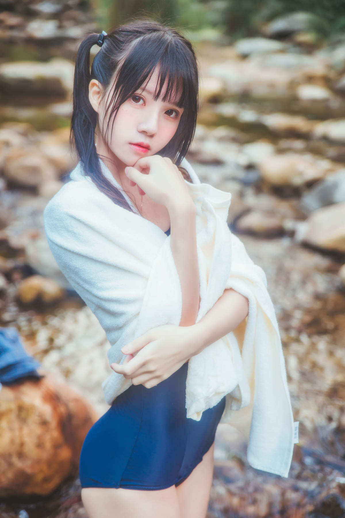亚洲女人天堂林琳一半沙漠一半水高清mm写真集图片