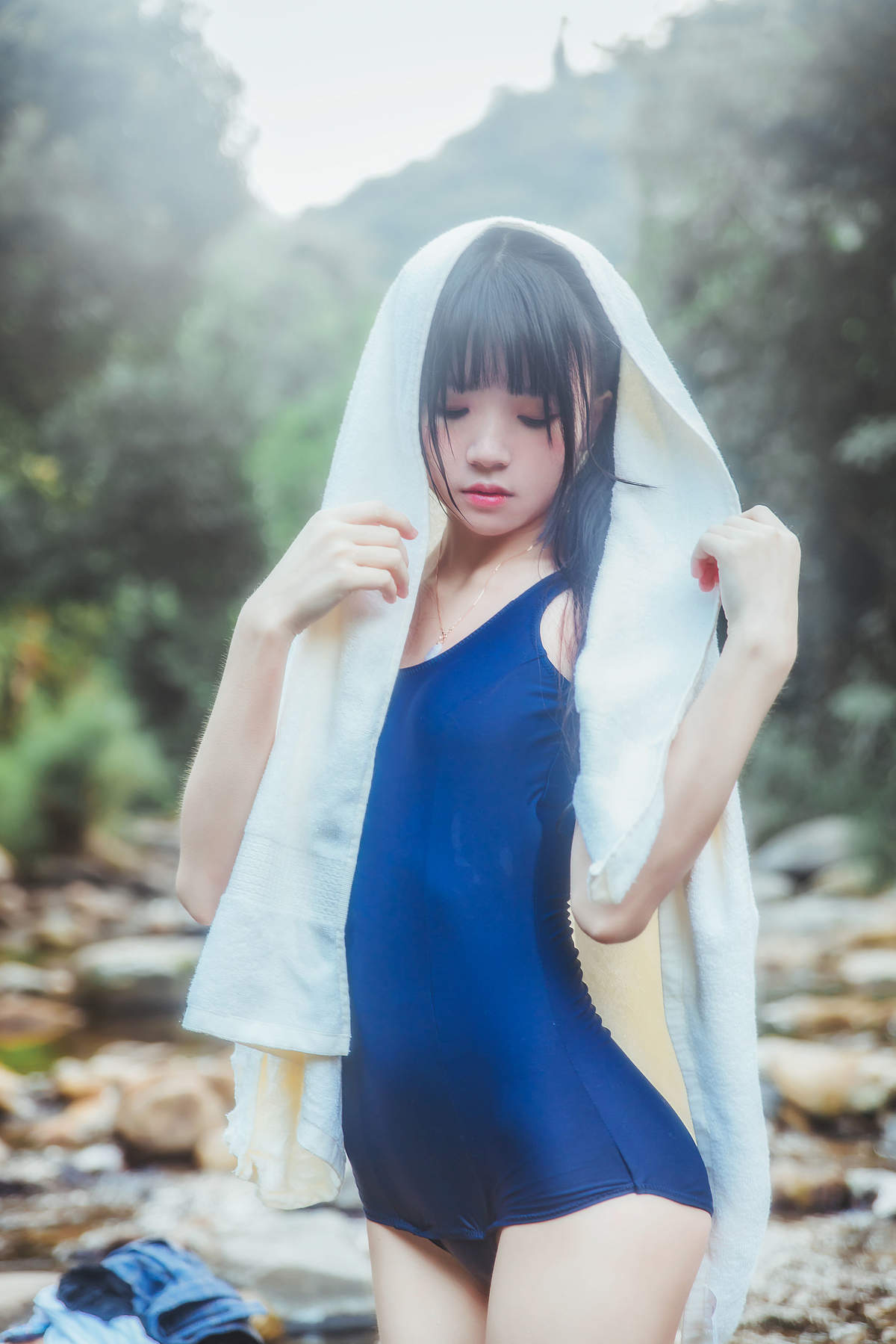 亚洲女人天堂林琳一半沙漠一半水高清mm写真集图片