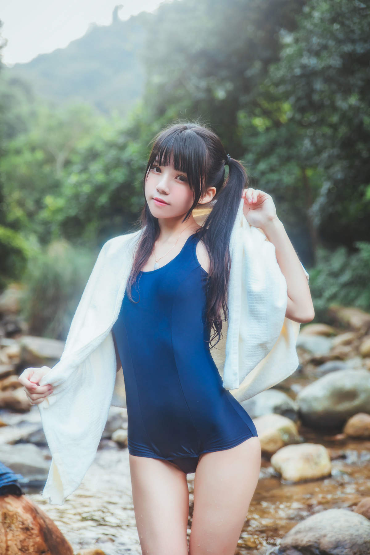 亚洲女人天堂林琳一半沙漠一半水高清mm写真集图片