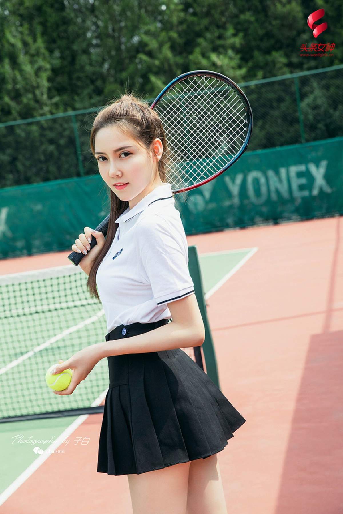 亚洲女人天堂林琳一半沙漠一半水高清mm写真集图片