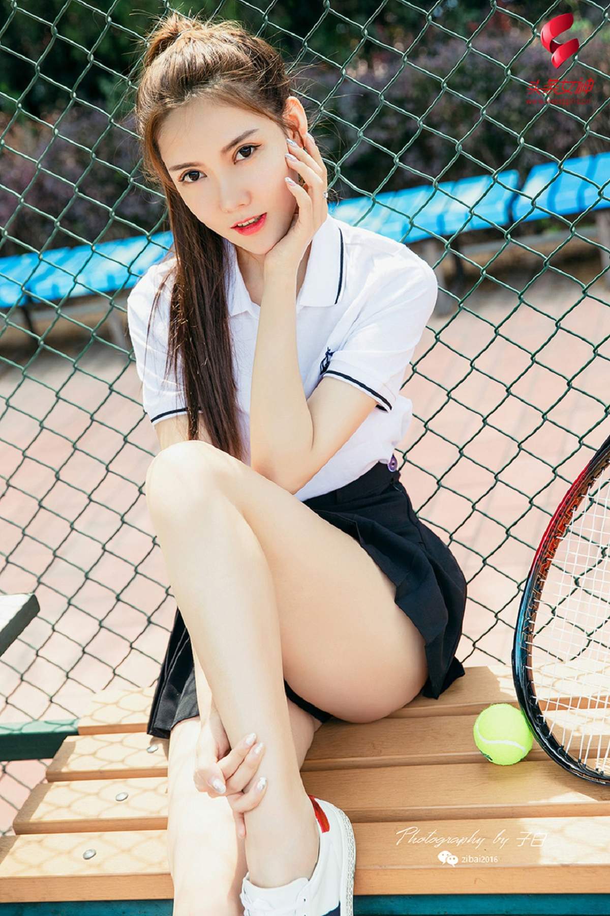 亚洲女人天堂林琳一半沙漠一半水高清mm写真集图片