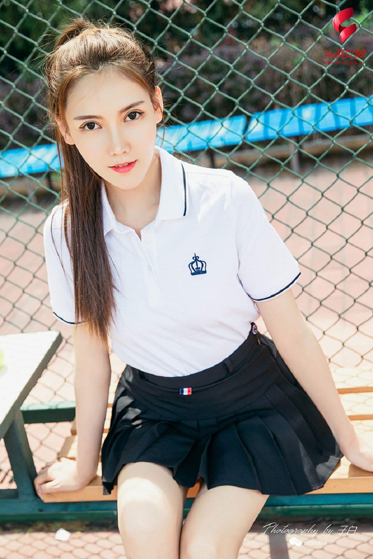 亚洲女人天堂林琳一半沙漠一半水高清mm写真集图片