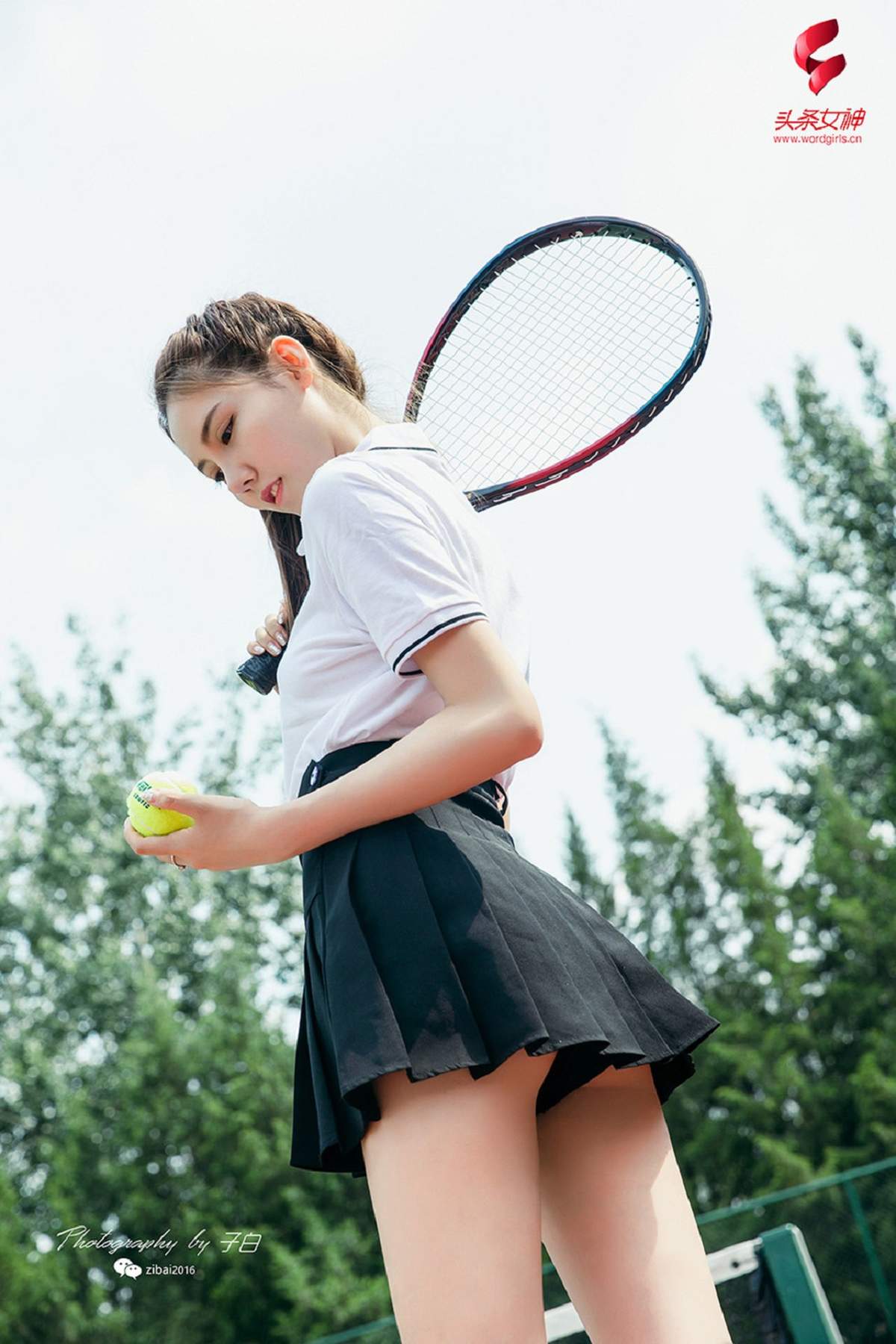 亚洲女人天堂林琳一半沙漠一半水高清mm写真集图片
