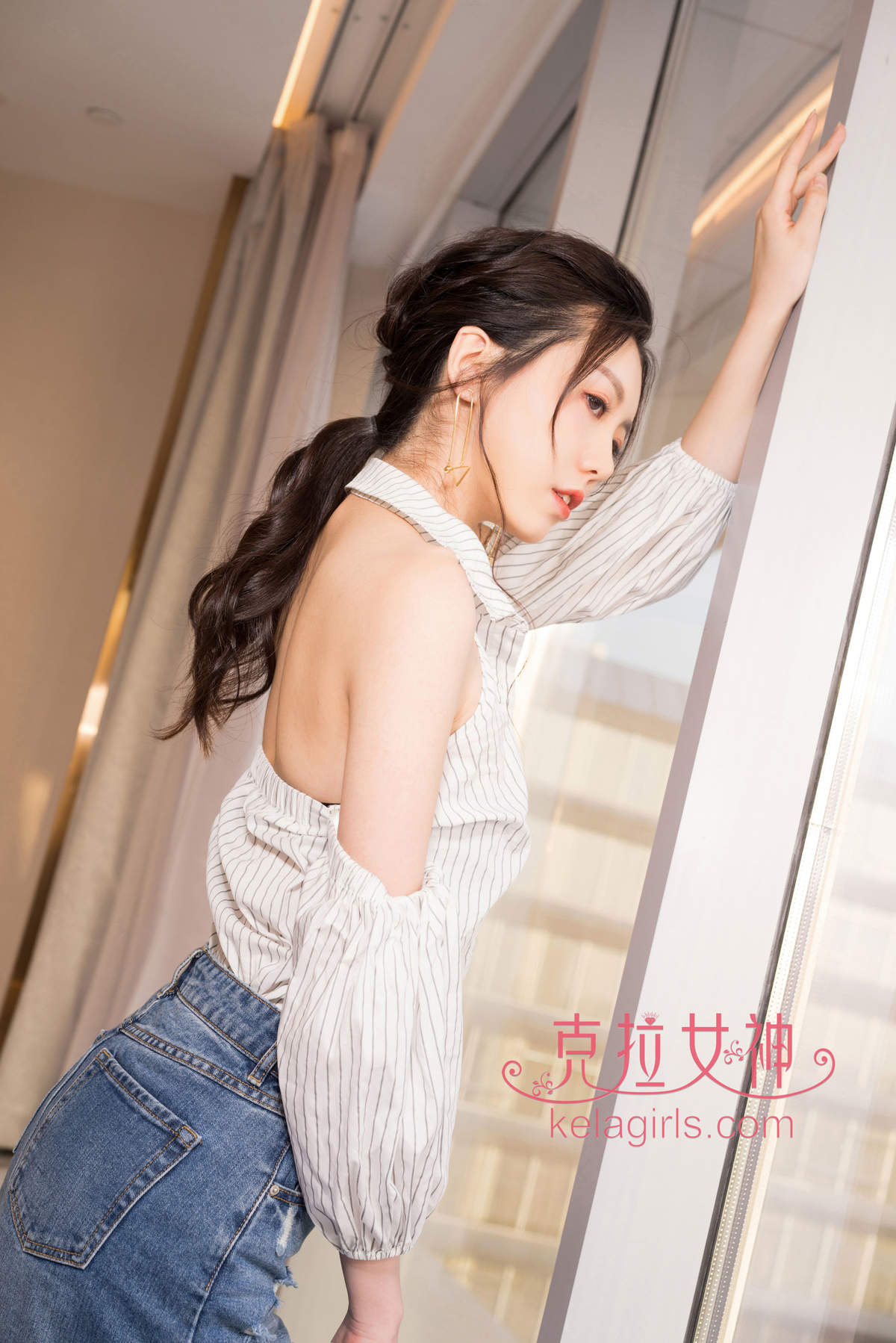 高跟美女Model凌凌婚纱高跟丝足上下全集美腿玉足写真图片图片