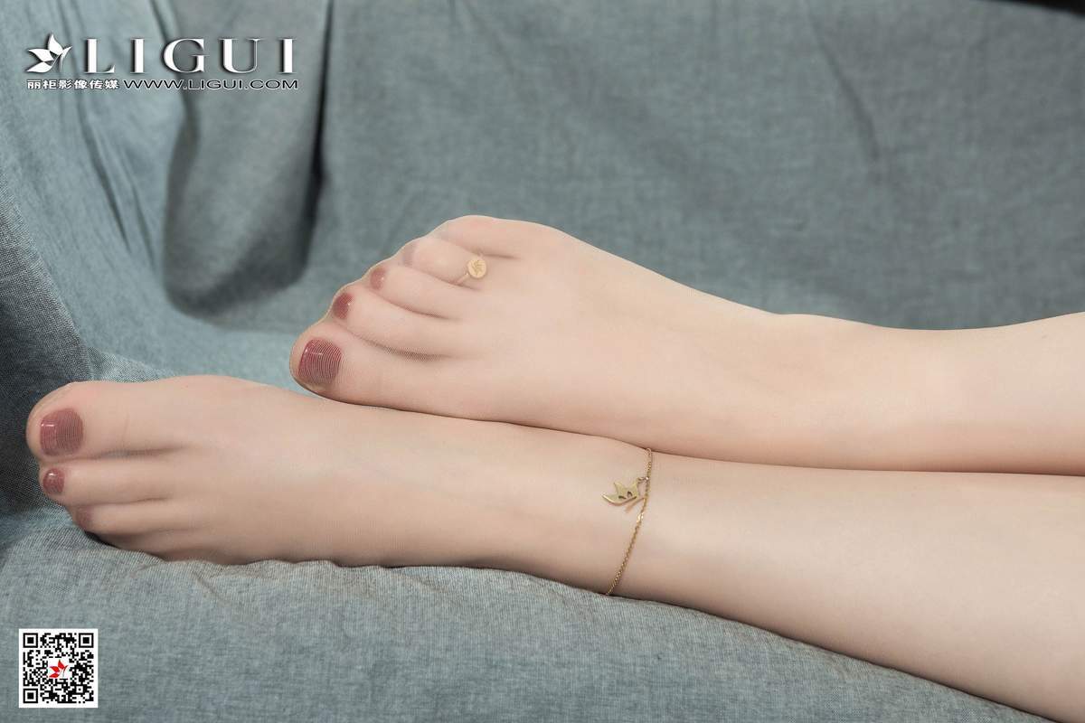 肉色丝袜图片