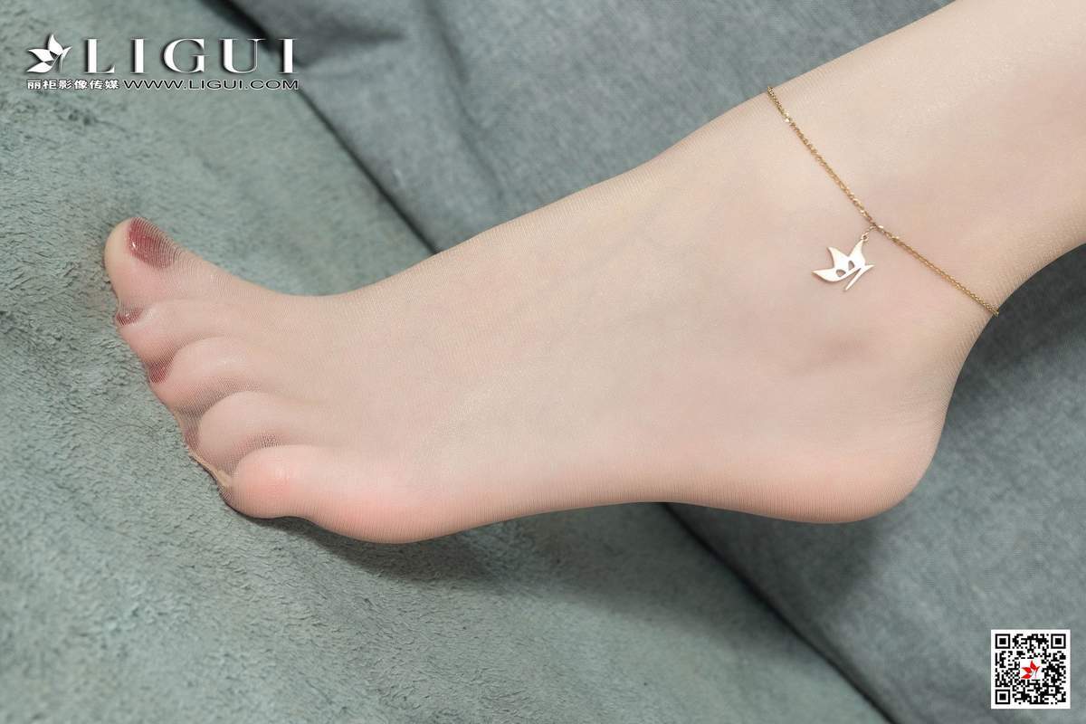 肉色丝袜图片