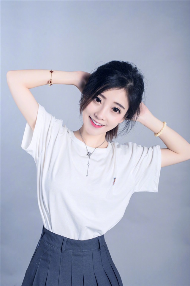 网红美女冯提莫白T写真苹果手机壁纸_高清手机壁纸图片大全图片