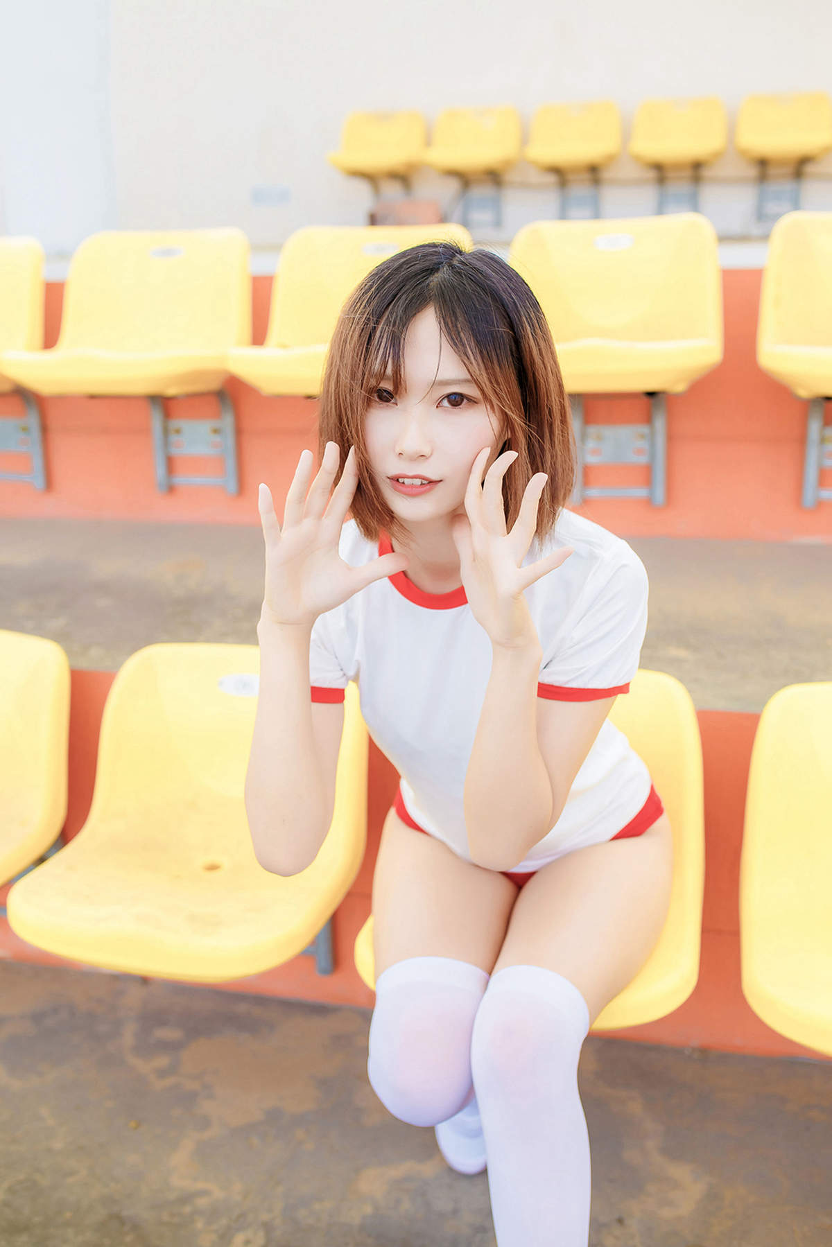 体操美女图片