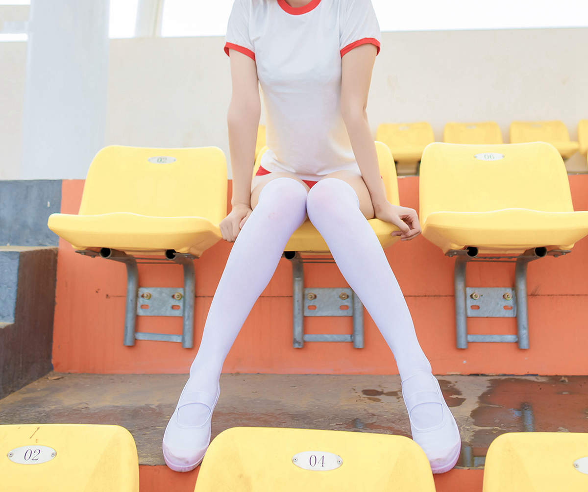 体操美女图片