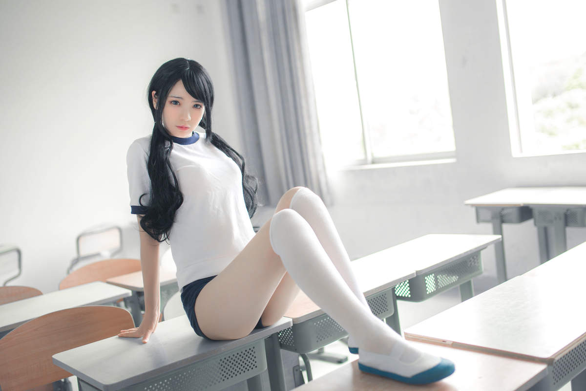 体操美女图片