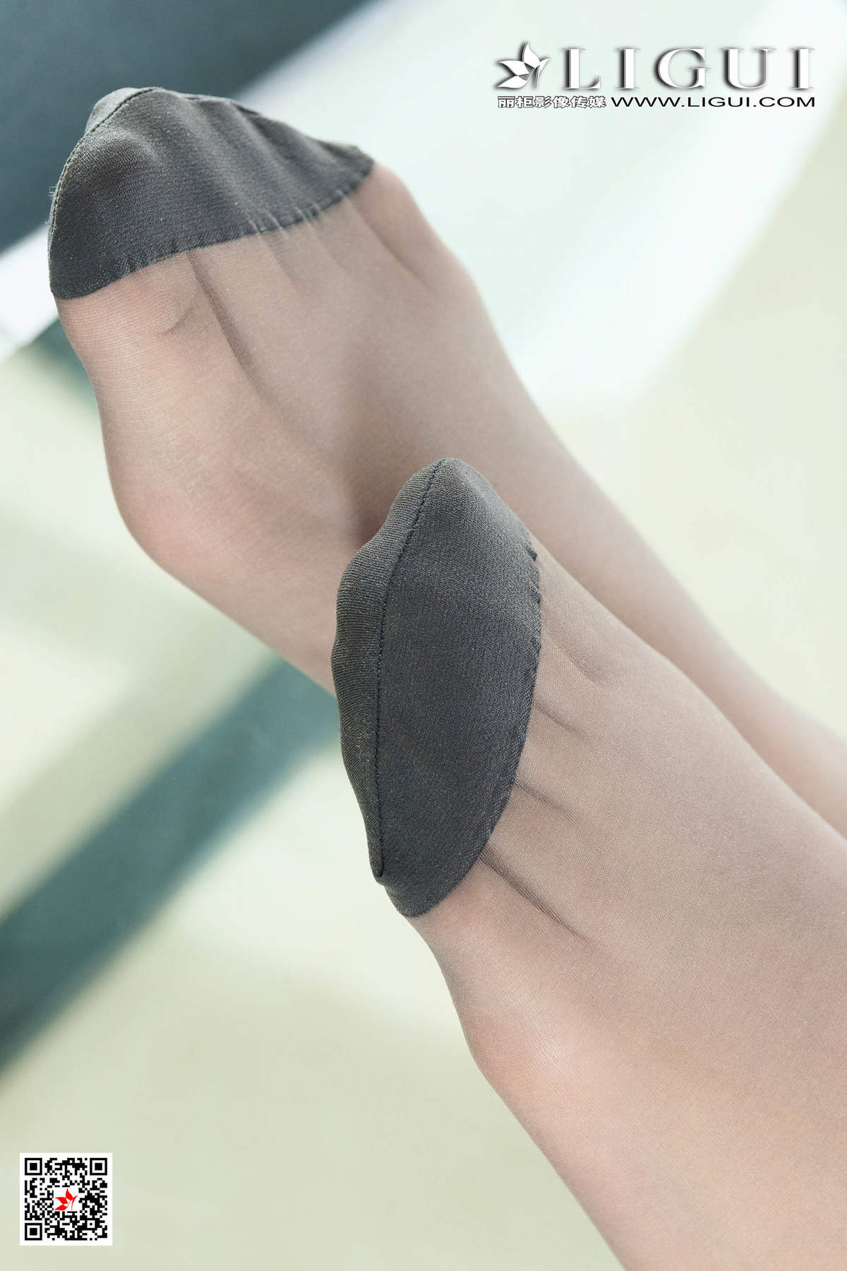 丝袜美腿图热辣总裁阿朱美腿酥胸莫名发情露骨高清美女写真图片图片